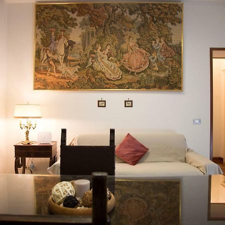 Luci Di S. Chiara Apartment Napoli Exterior foto