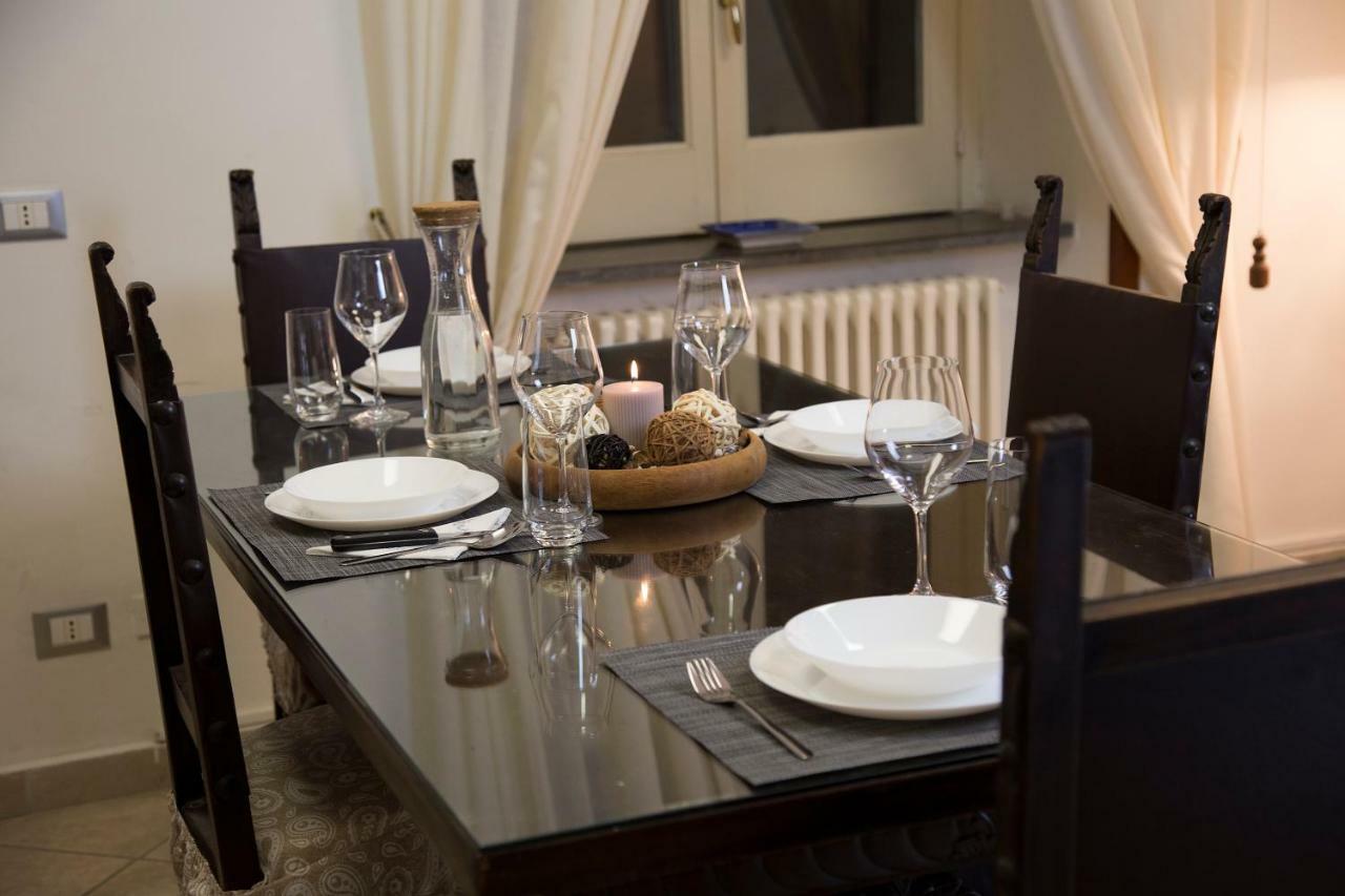 Luci Di S. Chiara Apartment Napoli Exterior foto